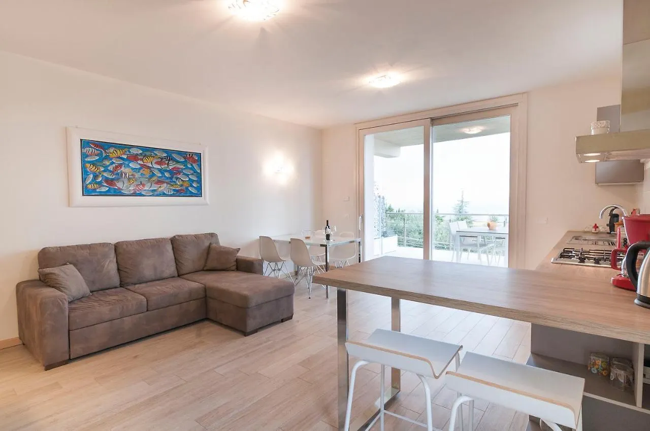 Διαμέρισμα Villa Kiara Torri Del Benaco